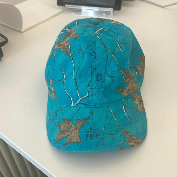 Real Tree turquoise one size fit most hat, Velcro back - Picture 1 of 5